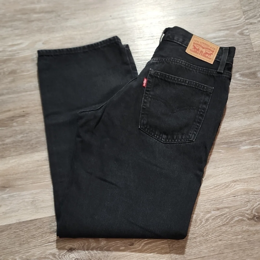 Classic Black Straight Levis  Jeans